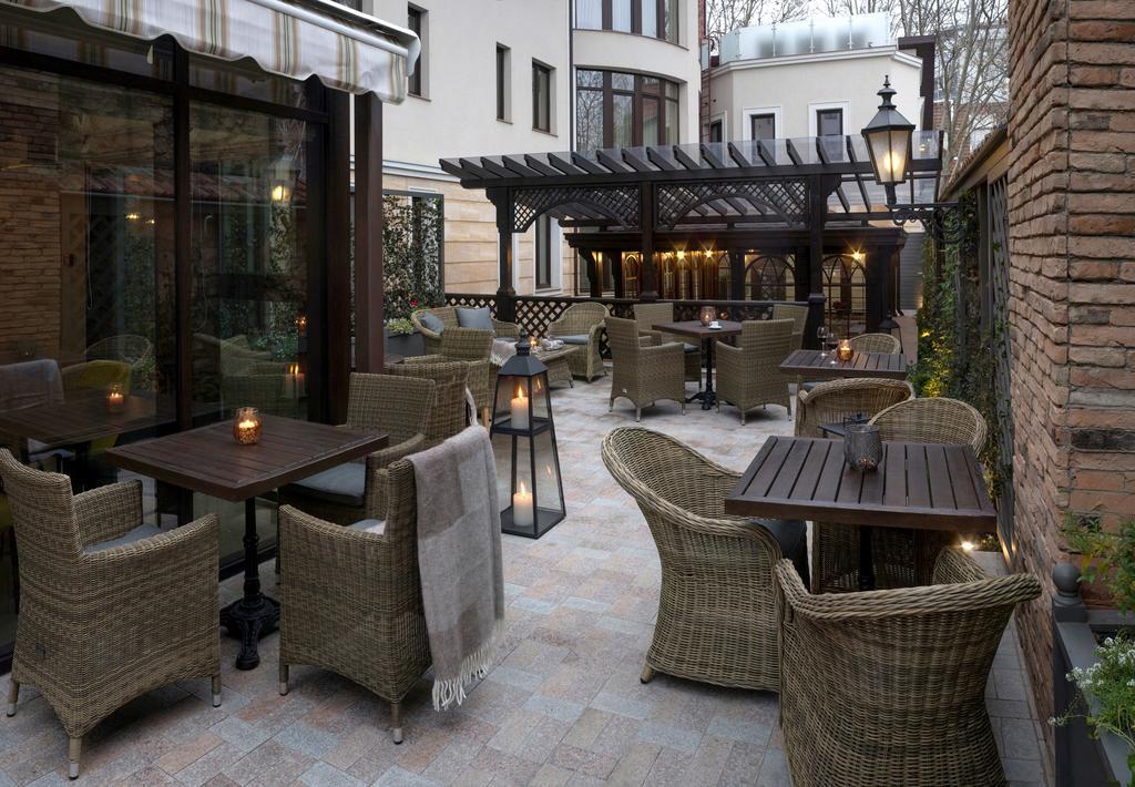 Zentrum Hotel تشيسيناو المظهر الخارجي الصورة